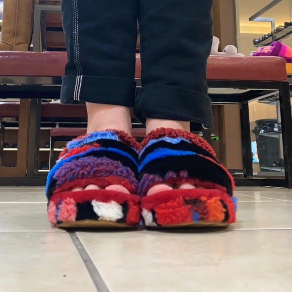 *NEW* UGG Fluff Yeah Slide Cali Collage (1118164) - Picture 3 of 6